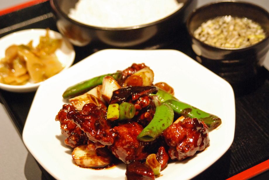 鶏肉の特製味噌だれ回鍋肉弁当（1380）