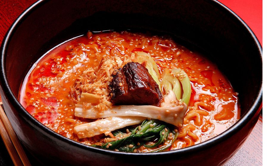 濃厚胡麻香る辛口担々麺（1480）