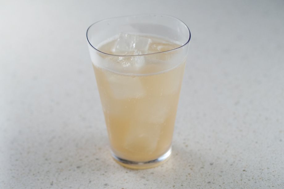 クラフトジンジャーアップルソーダ