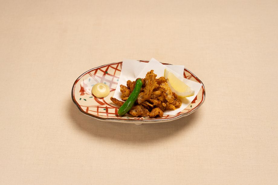 ひざ軟骨とヤゲン軟骨のスパイシー揚げ（880）