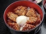 (テイクアウト)鶏キムカツ丼（温玉乗せ）