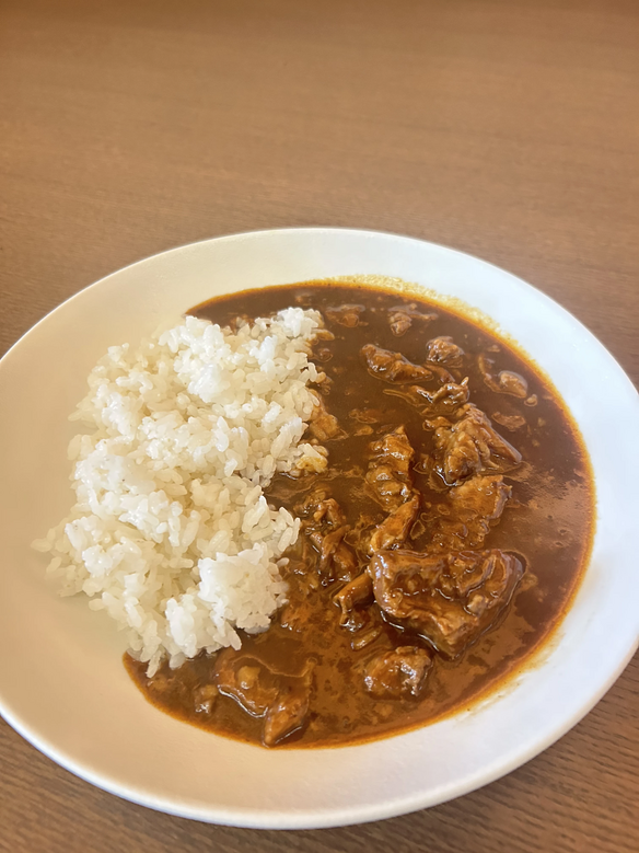 和牛の牛スジカレー