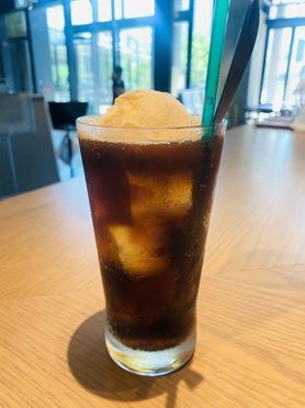 コーラフロート