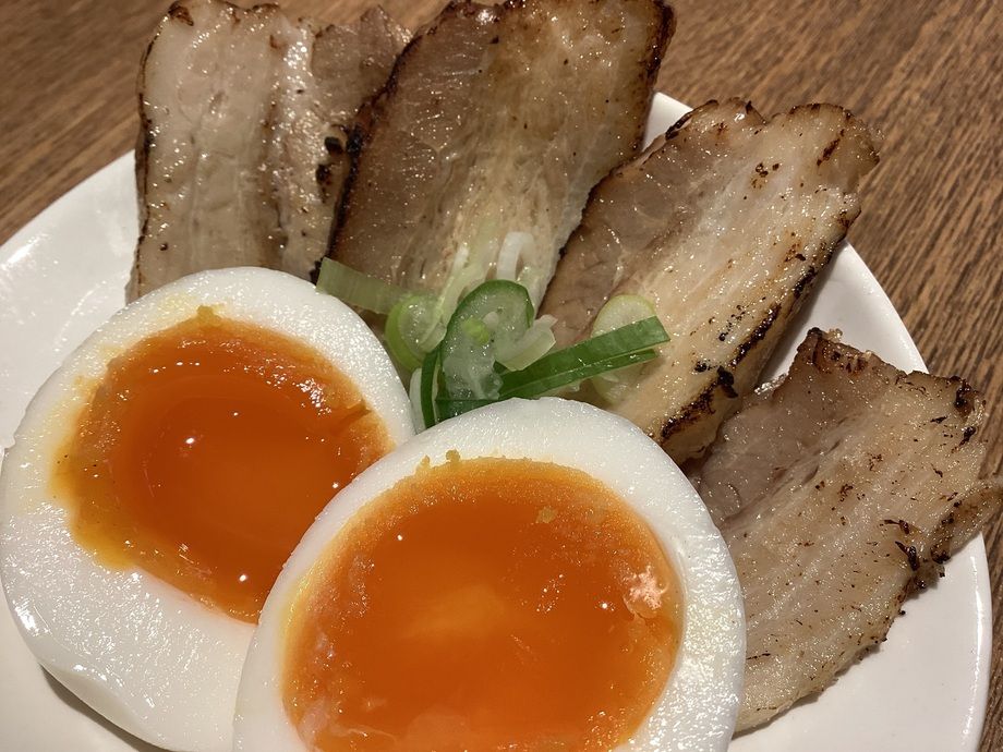 炙りチャーシュー&味玉