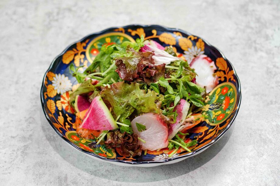 旬野菜と鮮魚のサラダ