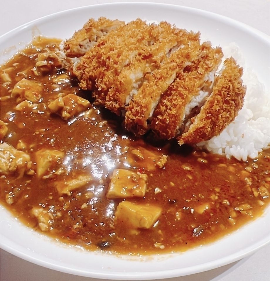 麻婆豚カツカレーライス