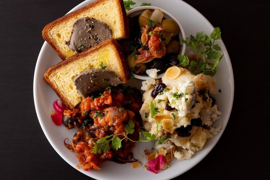 本日の前菜盛り合わせ4種