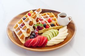 焼きたてフルーツワッフル