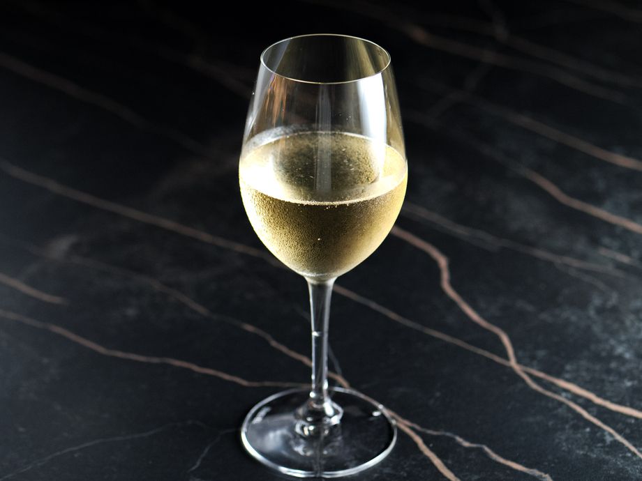 スパークリングワイン（ヴィーニャ・エスメラルダ スパークリングブリュット）