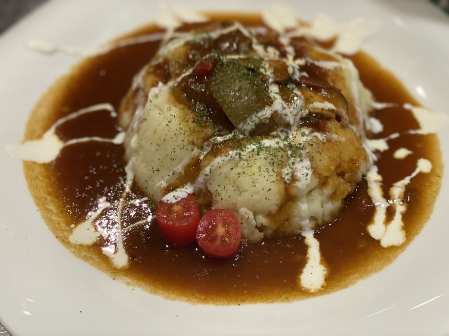 🥔マッシュポテトのハヤシソースがけ‼️（980）