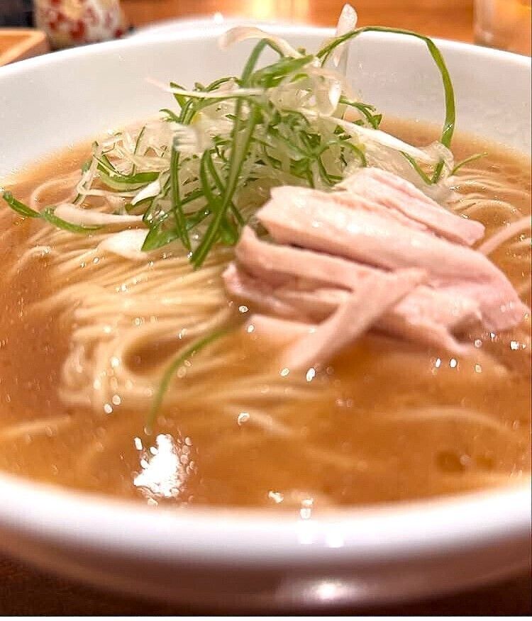 白湯醤油中華とりそば