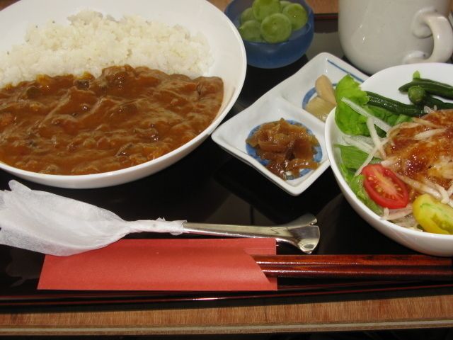 かまわぬ特製カレー　ビーフと野菜を無加水でじっくり煮込んだ