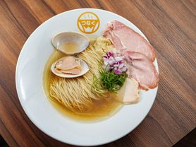 「はまぐり×濃厚ペースト」塩の魚介らぁめん