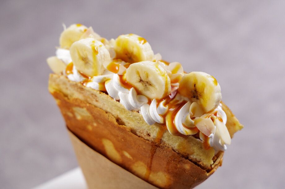 バナナキャラメルアーモンドホイップ