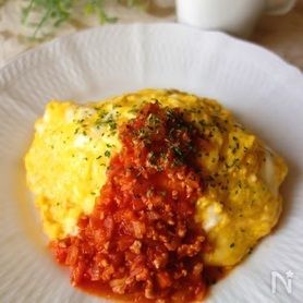 オムライス・ミートソース