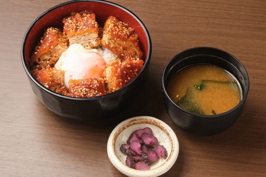 ヤンニョム鶏キムカツ丼