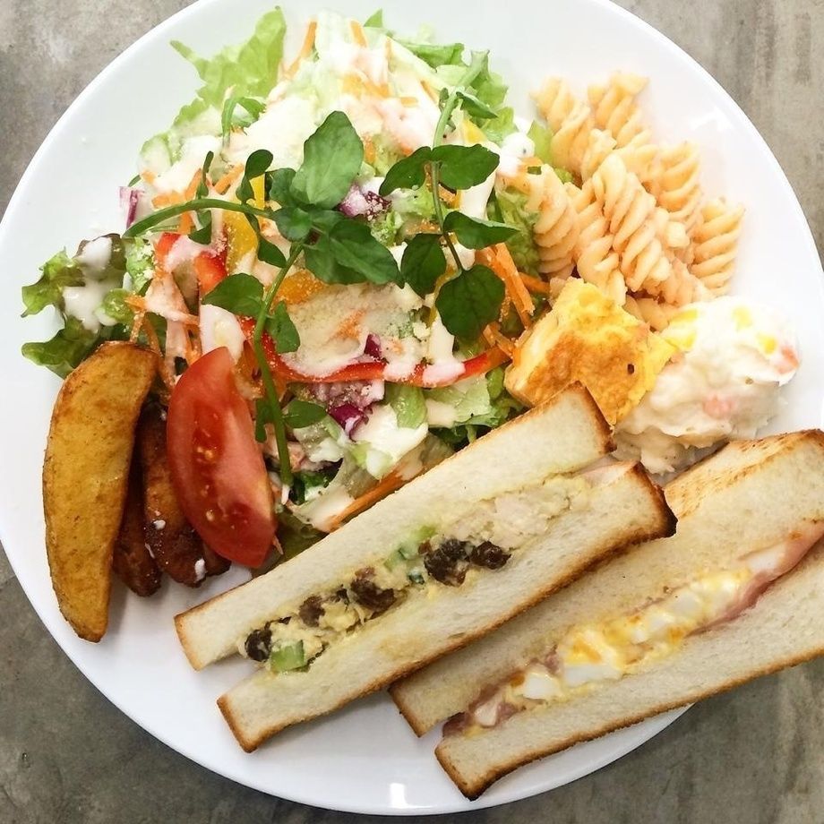 サンドウィッチランチプレート w/Coffee or Tea