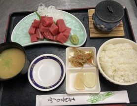 本マグロブツ定食