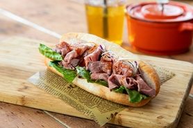 ローストビーフサンド【醤油マヨソース】