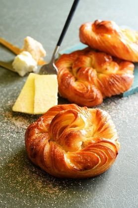 クロワッサンベーグル（発酵バター）