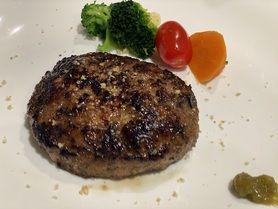 🉐厳選和牛100%ハンバーグ(ライス付き)