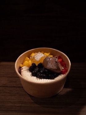  アサイーボール with nutella honey