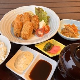 牡蠣フライ定食　