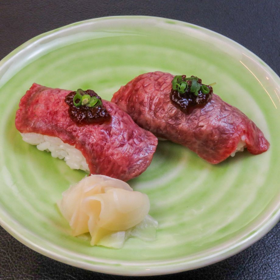 和牛にぎり寿司２貫