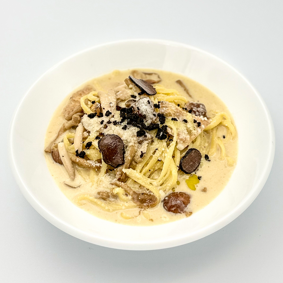 【選べるパスタセット】信州きのことトリュフのクリームソース　サラダ・ドリンク付き
