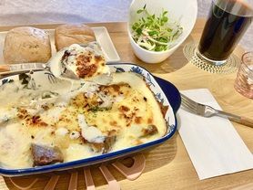 ぷりぷりエビグラトーニ(牛ほほ肉)サラダ&ドリンクセット