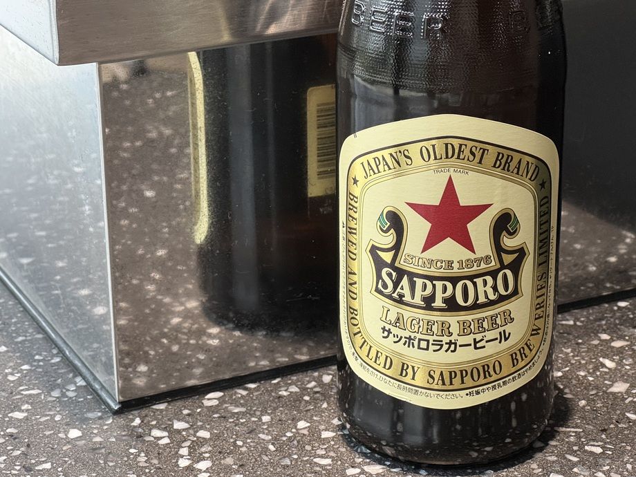 サッポロラガービール　赤星　中瓶　500ml