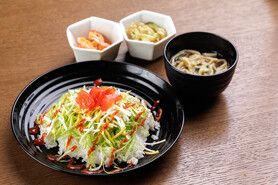 タコライス（タコライス、沖縄そばスープ）