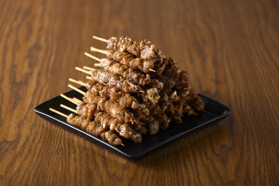 博多鶏皮ぐるぐる巻き串(5本）