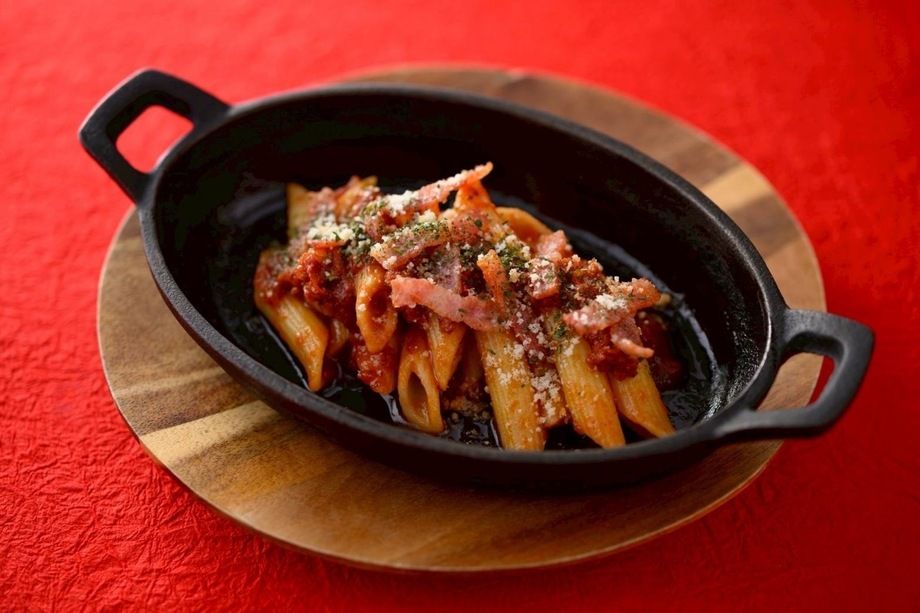 カリカリベーコンアラビアータペンネ