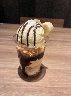 チョコバナナパフェ