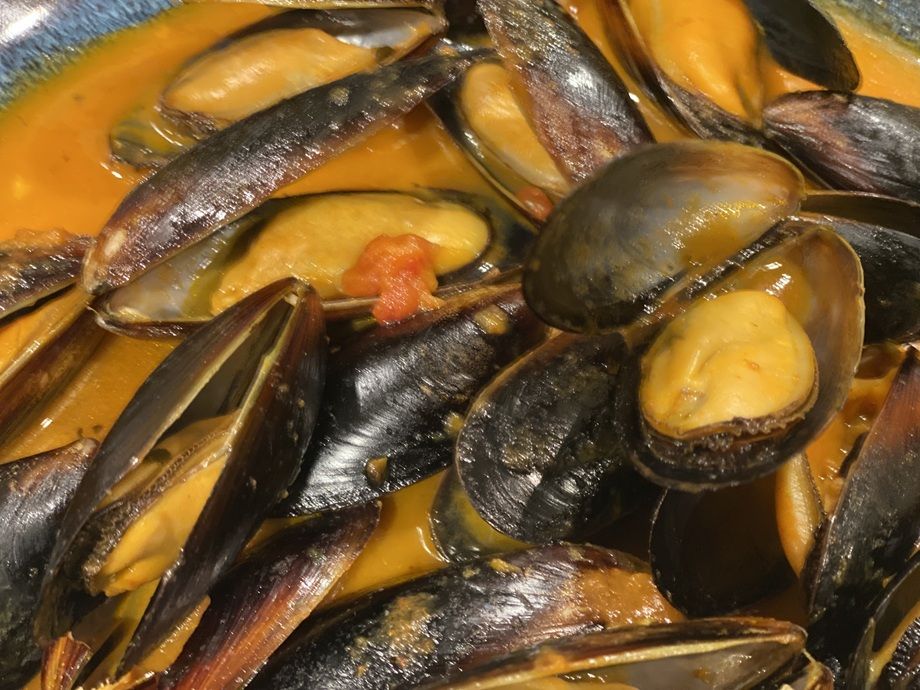 山盛りムール貝トマトガーリック‼️（1980）