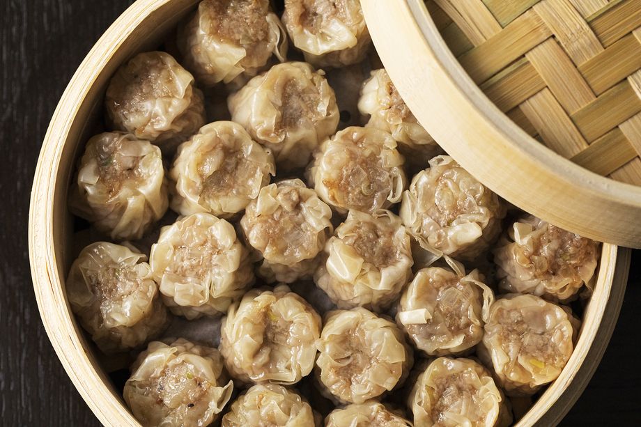 鹿児島県 六白黒豚の焼売（２個）