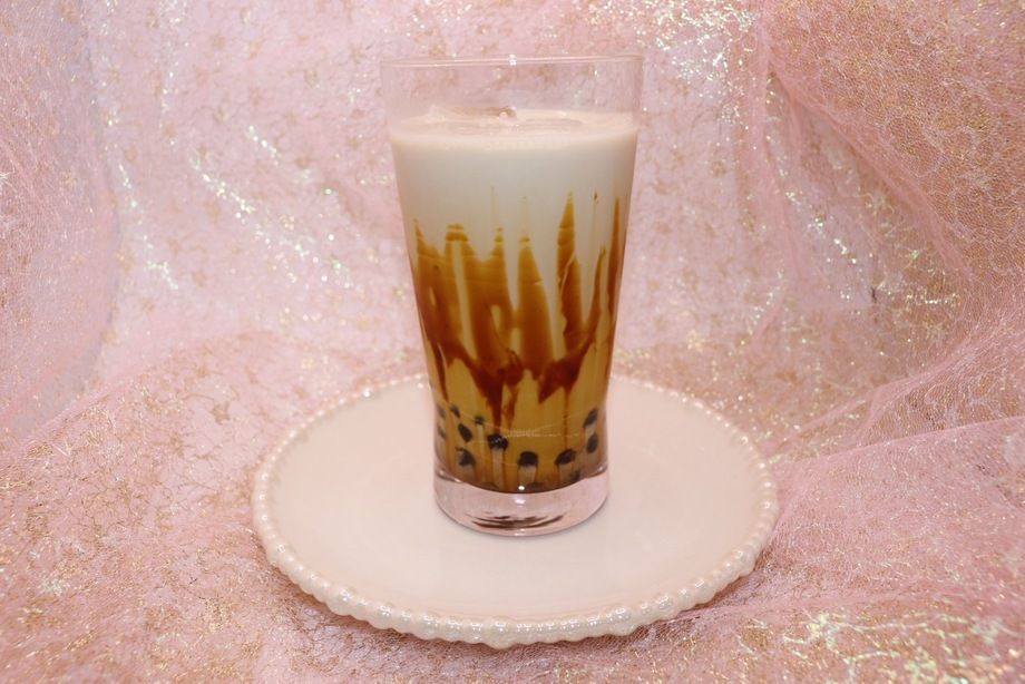 もちっと甘い、幸せの一口！紅茶タピオカ（700）