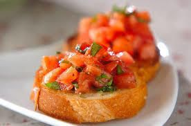 焼きトマトとバジルのブルスケッタ