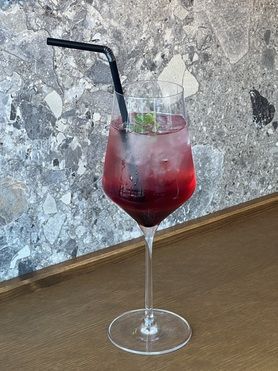 ストロベリーフィズ🍹(アルコール)