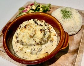 ⛄️冬限定⛄️❄️雪どけホワイトソースハンバーグ🍽️❄️