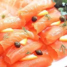 スモークサーモンの香草マリネ