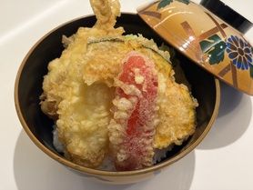 ふぐと野菜の天丼