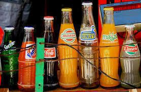 ソフトドリンク 11種（各498円）