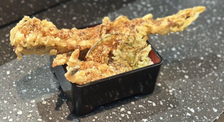 石巻産一本穴子と海老の天丼