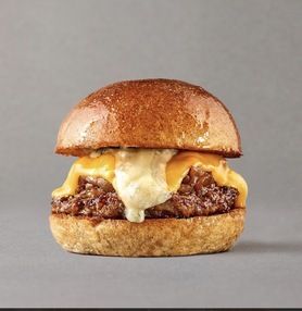 ゴルゴンゾーラ＆チェダーチーズバーガー