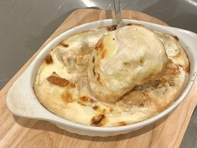 カマンベールを食べるカレードリアセット(サラダ・ドリンク付き)