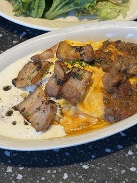 ★   Wソースのオムライス& 自家製ベーコン　 サラダ付き