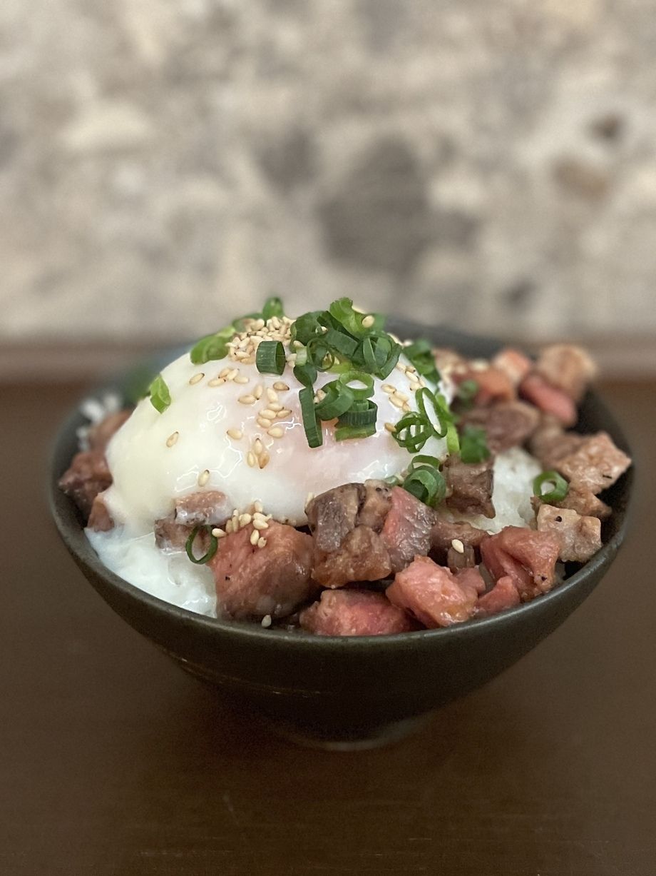 肉のっけ飯