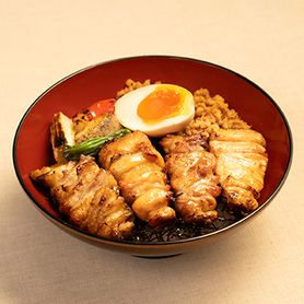 焼鳥丼【数量限定】（味噌汁・お新香付）
